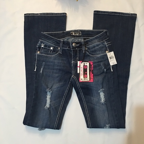 Soundgirl Denim - 🆕 Soundgirl
Dark Rinse Embellished Bootcut Jeans